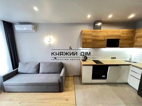 квартира за адресою Дніпровська набережна вул., 17-К