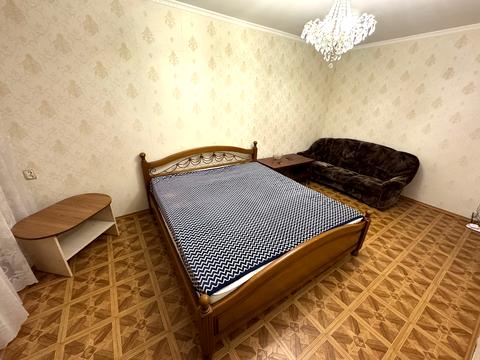 квартира за адресою Академіка Єфремова вул. (Командарма Уборевича), 4