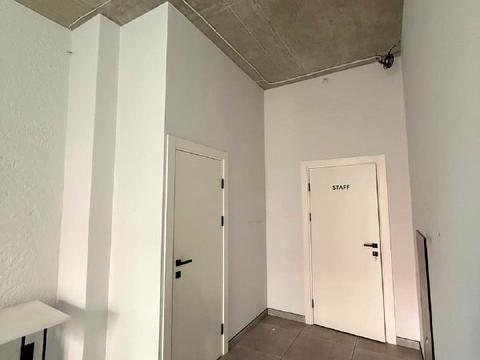 комерційна за адресою Малоголосківська вул., 32в