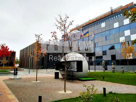 комерційна за адресою Ґарета Джонса вул. (Сім'ї Хохлових), 12