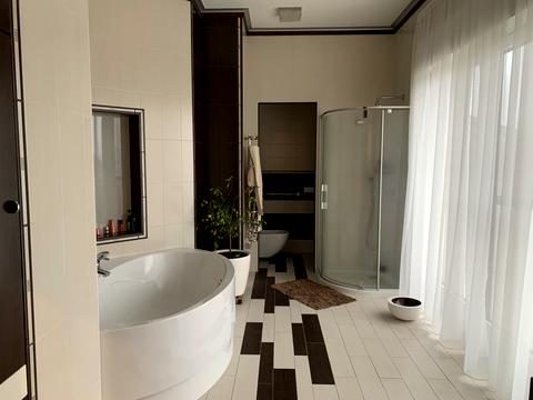 будинок за адресою Нова