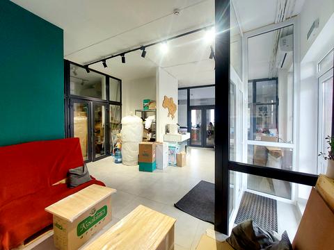 комерційна за адресою Івана Сулими вул., 15