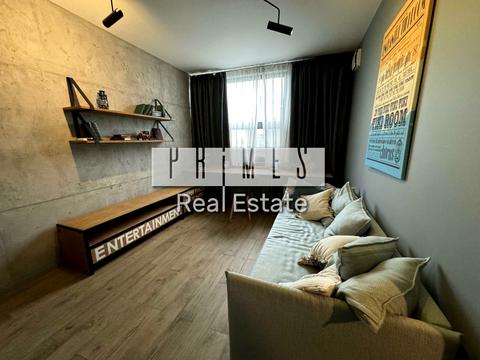 будинок за адресою Лютнева вул.