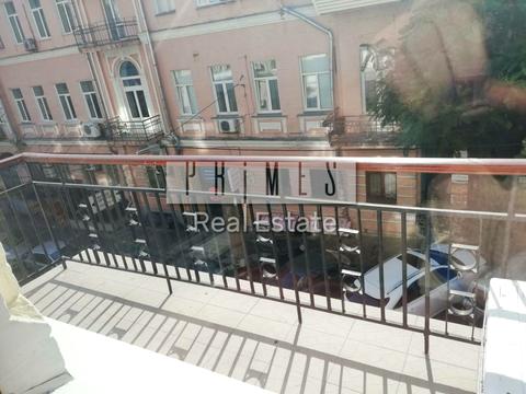 комерційна за адресою Паторжинського вул., 4
