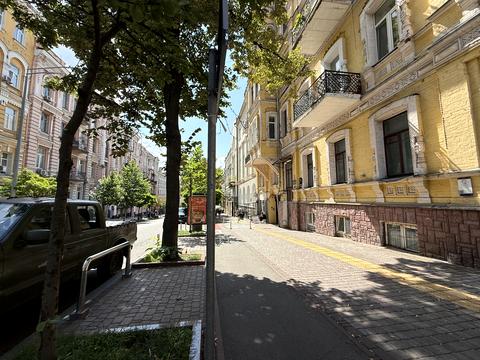 квартира за адресою Євгена Чикаленка вул. (Пушкінська), 10-Б