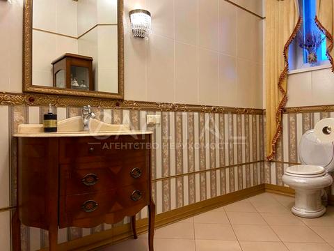 будинок за адресою Грушевського вул.