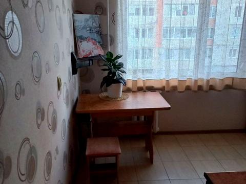 квартира за адресою Зоряна вул., 9