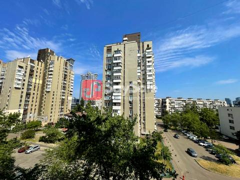 квартира за адресою Павла Тичини просп., 14-А