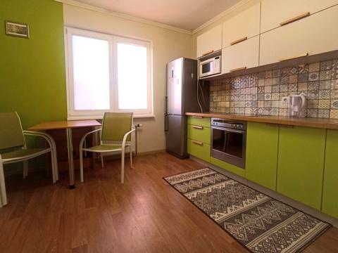 квартира по адресу Софии Русовой ул., 1-Б