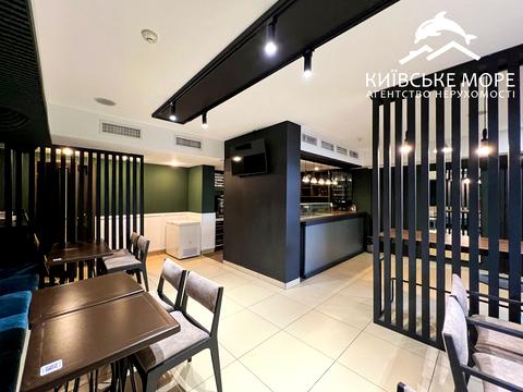 комерційна за адресою Воскресенська вул., 14-Д