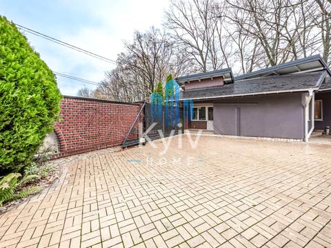 будинок за адресою Абрикосова вул.