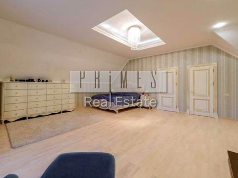 будинок за адресою смт. Козин, Дачна вул.