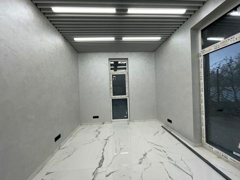 коммерческая по адресу Вячеслава Черновола ул., 10