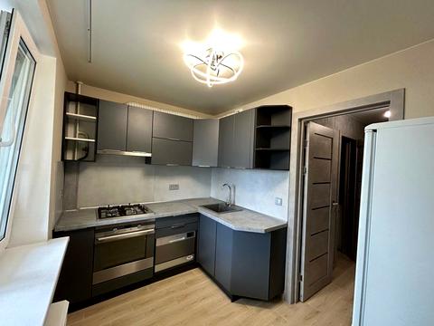 квартира за адресою Зодчих вул., 74