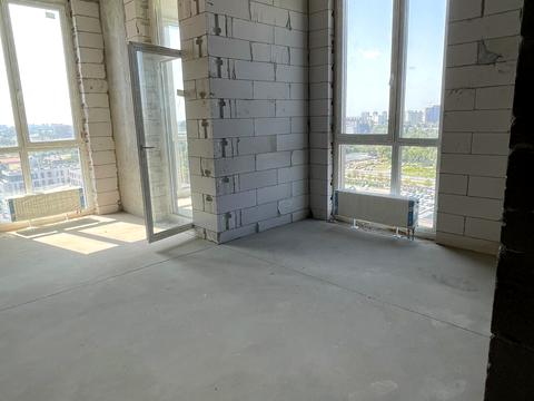 квартира за адресою Салютна вул., 2к21