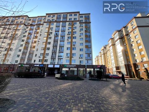 комерційна за адресою Лесі Українки вул., 62-Б
