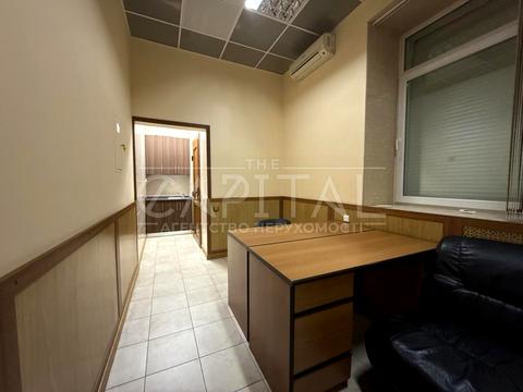 комерційна за адресою Богдана Хмельницького вул., 57б 