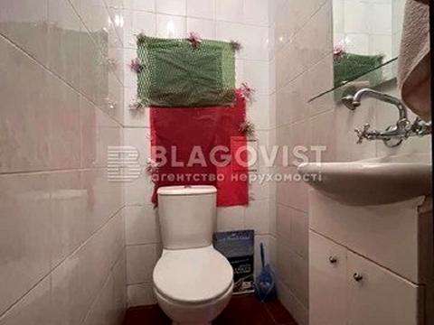 квартира за адресою Старонаводницька вул., 8