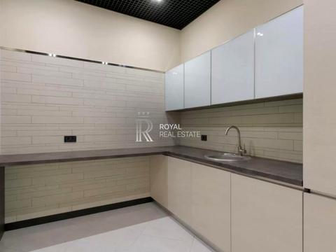 комерційна за адресою Івана Франка вул., 1