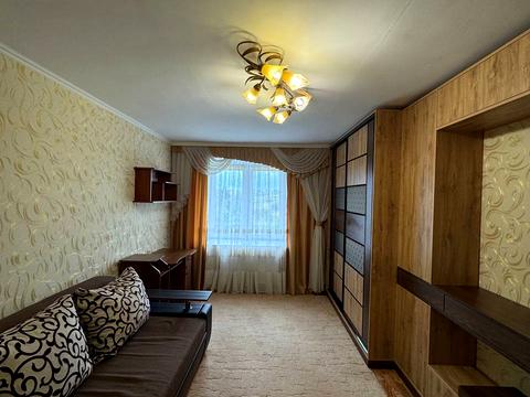 квартира за адресою Чорновола вул., 182б