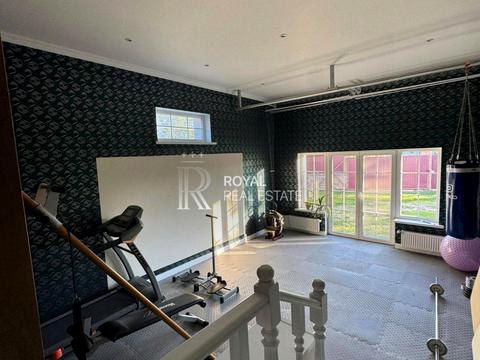 будинок за адресою Центральна вул.