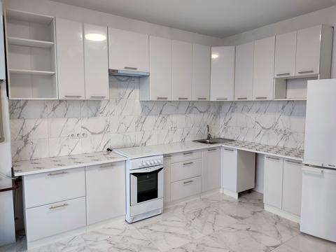 квартира за адресою Абрикосова вул., 12