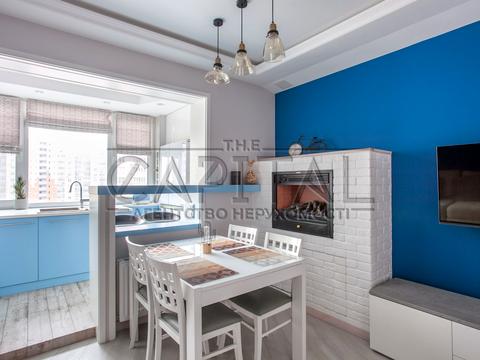 квартира за адресою Софії Русової вул., 3