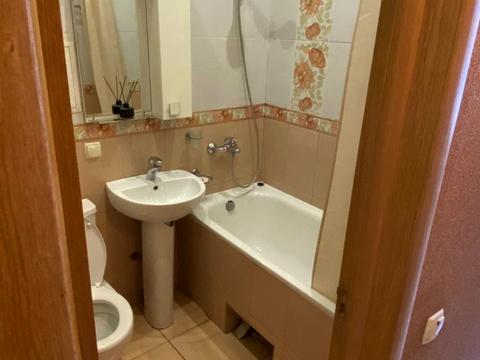 квартира за адресою Братів Малакових вул. (Бориса Житкова), 7