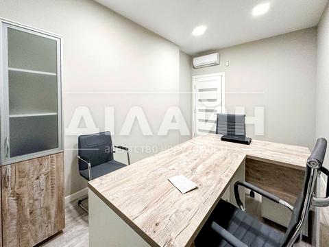 комерційна за адресою Вячеслава Зайцева вул., 6