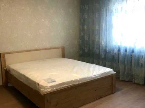 квартира по адресу Небесной Сотни просп. (Маршала Жукова), 4