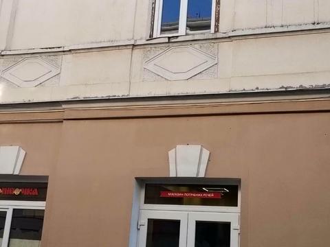 комерційна за адресою Вагилевича, 3