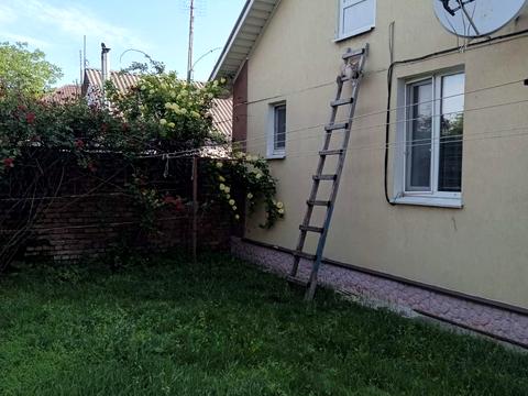 будинок за адресою Шкільна