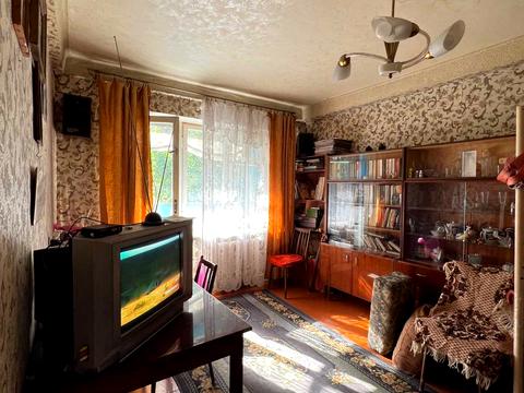 квартира за адресою Високовольтна вул., 12