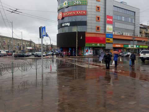 квартира за адресою Леоніда Каденюка просп. (Юрія Гагаріна), 3