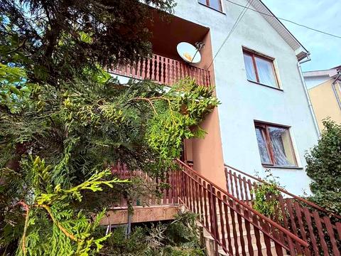 будинок за адресою Доманинці