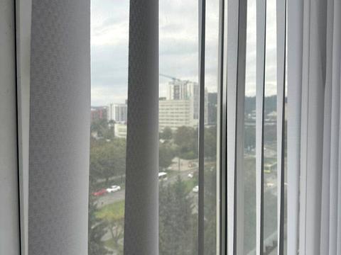 комерційна за адресою В'ячеслава Чорновола просп. (), 63