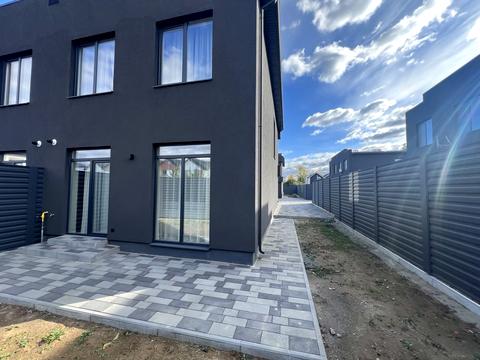 будинок за адресою Дружби бульв.