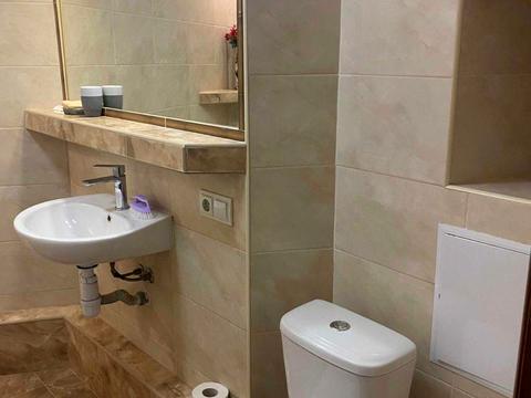 квартира за адресою Софії Русової вул., 1