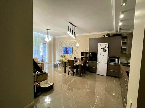 квартира по адресу Французский бульв., 85/5