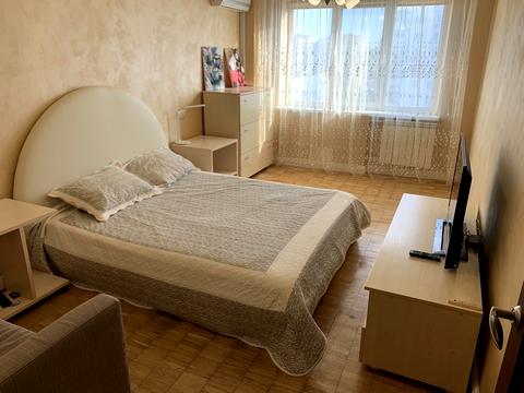 квартира по адресу Оболонский просп., 18-Б