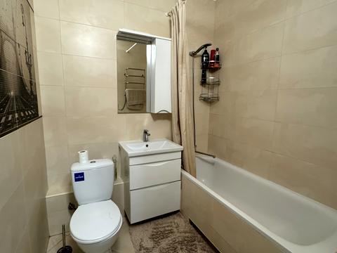 квартира за адресою Софії Русової вул., 7