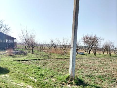 участок по адресу Черняхівського