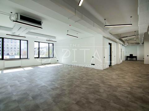 комерційна за адресою Саксаганського вул., 53/80