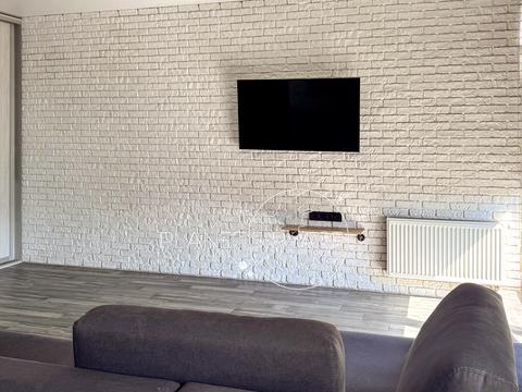 квартира за адресою Набережна вул., 8д