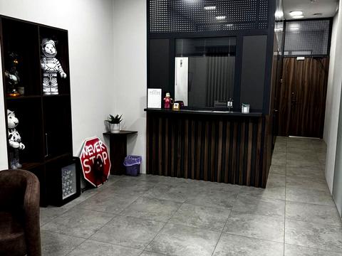 комерційна за адресою Антоновича вул. (Горького), 93