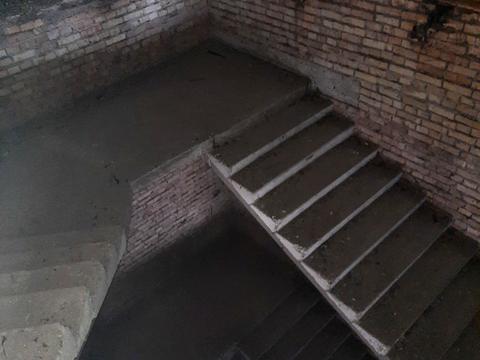 комерційна за адресою Кирилівська вул. (Фрунзе), 160-Б