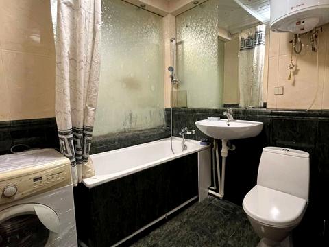 квартира за адресою Світла вул., 49б
