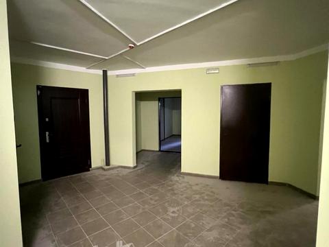 квартира за адресою Милославська вул., 18
