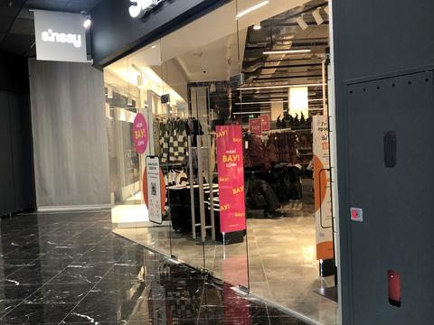 комерційна за адресою Миколи Бажана просп., 17-А