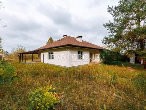 будинок за адресою с. Новосілки, Садова вул.